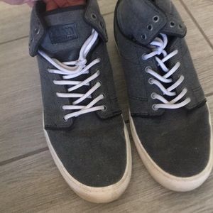 Gently used mans vans